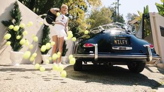 Milfy Rich Housewife Kianna Loves to Ride Anton's Thick BBC