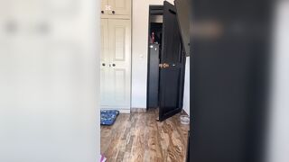 I like to sign his pussy