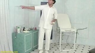 Preggo milf fucked by her gynecologist