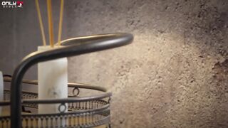 Lustful Shalina Devine masturbating before bath time