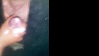 Svensk hustrus härlighetshål handjob