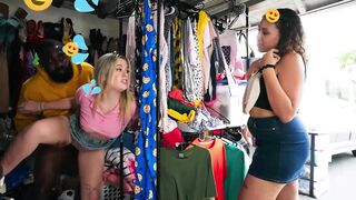 REALITY KINGS - Savvy Suxx Serves Up The Hottest Rideshare Ever With A Steamy Threesome