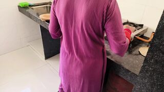 Kitchen Sex: Step Mom Is Sitting to Eat Food Till We Leave