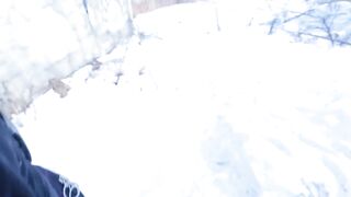 Teen Schoolgirl Gives Risky Public Blowjob in the Park