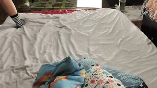 Mature amateur doing yoga, hairy, big ass, big, naked amateur brunette.