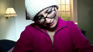 Exploring her fuck holes