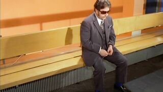 Vintage-deutscher Humor mit einem haarigen Touch