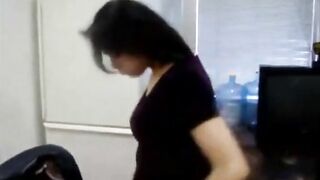 Latina Amateur's Solo Session: What's the Story?