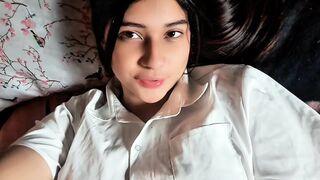 HORNY STEPMOM FUCKS HER STEPSON'S FRIEND TO SCUNDIDAS