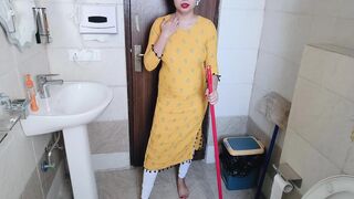 Kamwali Bhai Landlord Affair - Big Boobs Indian Maid fucked by Big Dick Malik For Extra Pay xxx