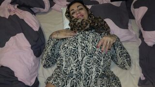 Muslim Stepmom in Hijab Sucks Stepson's Dick & Gets Fucked