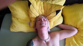 Paule and Maja are looking for women for videos