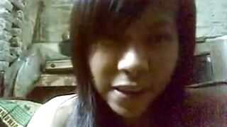 Indonesian Babe's Hot Dance