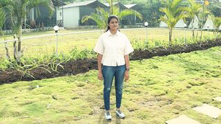 Komal went on vacation with her husband and went to the neighbor's room and got pussy