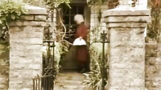 Deutsche Vintage-Brünette in einem Interracial-Erwachsenenfilm