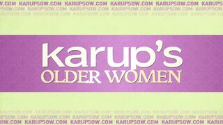 Milf Zoey Portland uses the hitachi on her pussy