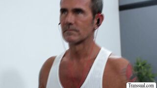 Must Watch this Threesome anal in the gym