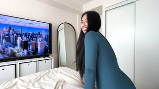 Asian Girl from Tinder Fucks on First Date!