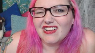 Sara Star has Bad Vision VINTAGE VID