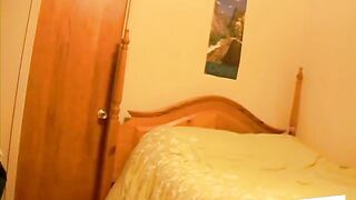 Blonde Amateur Rubs One Out