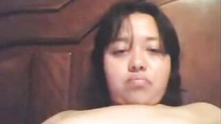 Curvy Latina on Cam Shows Off Her Hairy Assets