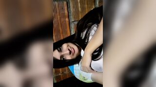 COLOMBIAN TOUCHES WITH HER STEPSON IN VIDEO CALL