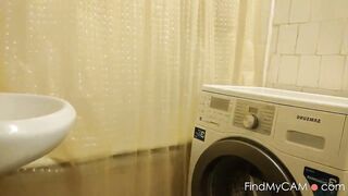 Solo Female Squirts Anally With A Big Cock Dildo