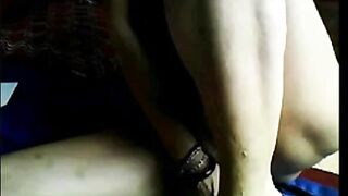 Mamie, une grosse envie en webcam