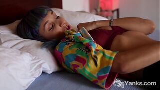 Yanks Amateur Babe Jay Elle Masturbating