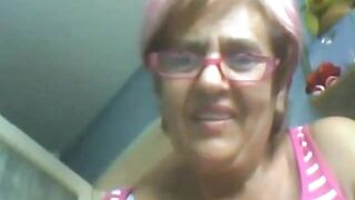 Sexy Senior's Webcam Show: Amateur Granny's Exhibition!