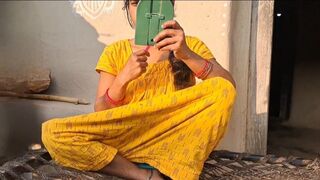 Beautiful Desi Wife paying