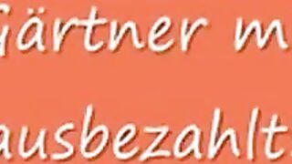 Deutsche Amateurin mit großen Brüsten bezahlt für Sex