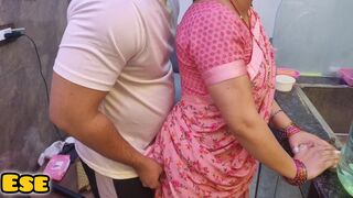 31 Ki Raat Naukarani Ke Saath