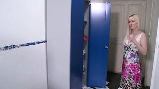 Hot blonde and brunette girls does fucking and sucking with huge cocks