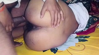 Indian Desi Aunty Ki Room Me Bad Par Sex Video , Indian Local Village Aunty Ki Xxx Video Full HD Video