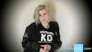 Big-Ass Blonde Ring Rat's Blowjob for Backstage Pass