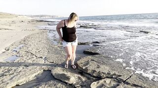 Blonde MILF Masturbates and Squirts on Public Beach