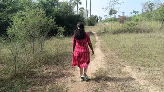 Housewife outdoor fuck