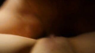 Kinky Swedish Girl's Femdom Facesitting och Deep Throat