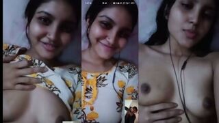 Horny Babe Pussy Show Tiny Boobs On Video Call For Bf