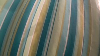 Tschechische Brünette gibt Blowjob und Cumshot