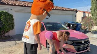 PornDudeCasting - Avalon Mira - Porn Dude Peeks Under Avalon Mira’s Hood