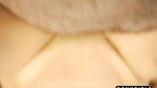 American MILF Strokes It