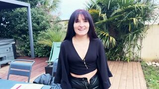 JacquieEtMichelTV - Kina Glam - 25 years old, from Toulouse!