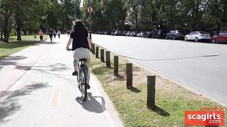 Cute Teen Couple's Public Blowjob at the Park