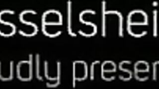 Blonde Amateur-Schlampe liebt einen guten Facial