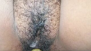 Sister-in-law's fucking hard at night drained white water from her pussy