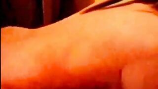 Svenska amatör Saras avsugning och ansiktsbehandling med stormesar