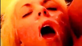 Svenska amatör Saras avsugning och ansiktsbehandling med stormesar