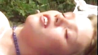 Dansk udendørs sex med Christa